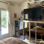 Villa Ensoleillee A Sainte-Maxime Avec Piscine Privee ヴィラ サント・マキシム