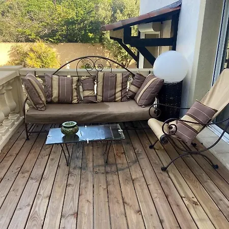 Вилла Villa Ensoleillee A Sainte-Maxime Avec Piscine Privee