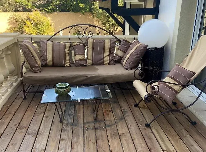 Villa Villa Ensoleillee A Sainte-Maxime Avec Piscine Privee